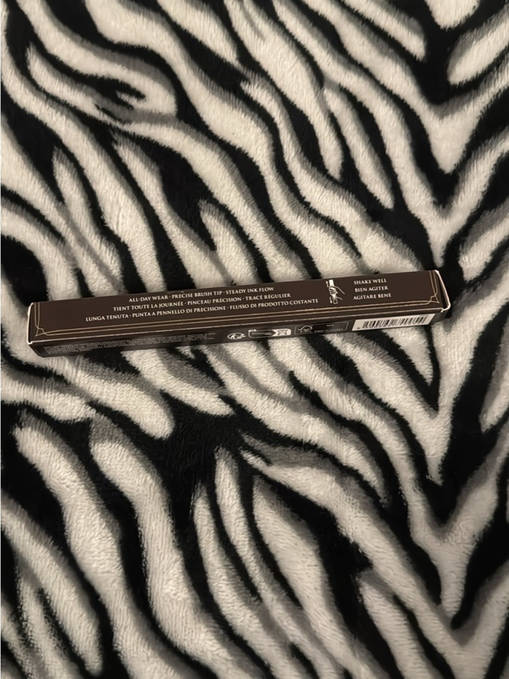 KVD Tattoo Liner Waterproof Liquid Eyeliner - Brown - Picture 4 of 4